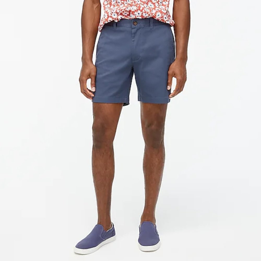 J Crew 7" flex shorts
